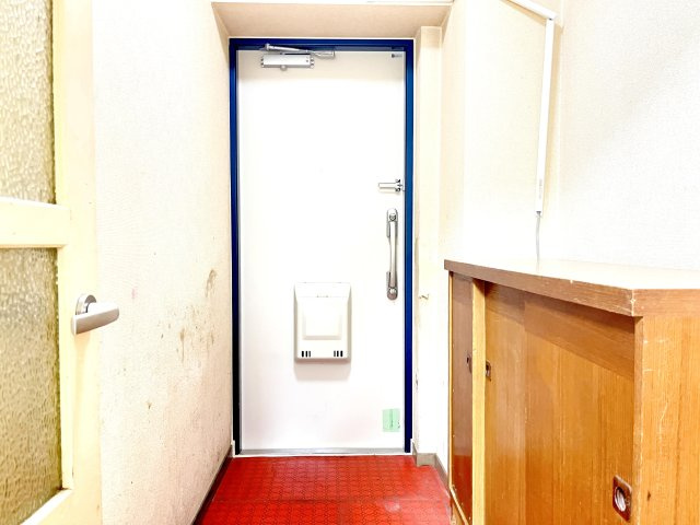 グリーンパーク第4綾瀬の玄関