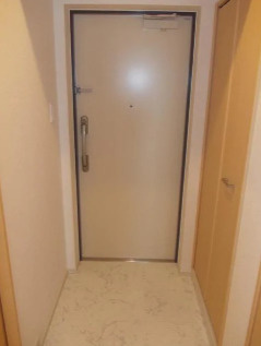 【玄関】 | ロジュマンベル