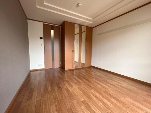 ヴェルデカーサ神明の居間・リビング|洋室