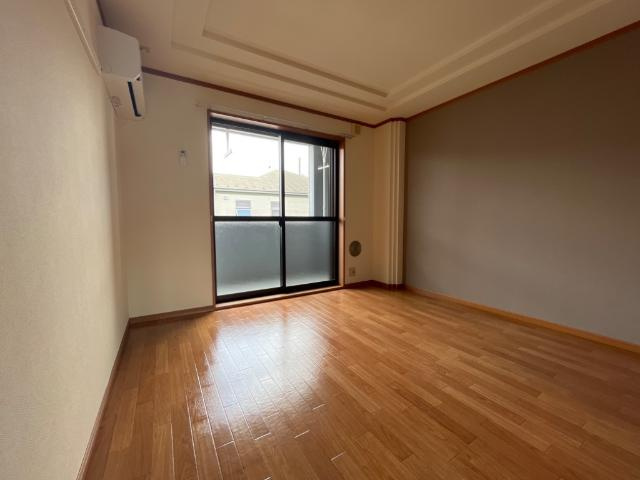 ヴェルデカーサ神明の内装|洋室