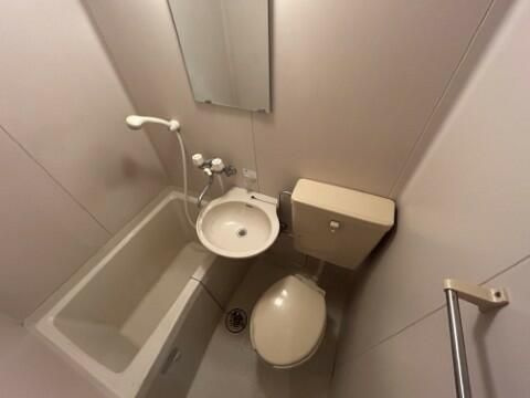 フラットウエスト１の浴室