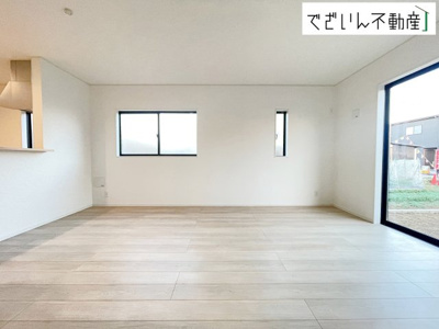 【居間・リビング】 | Cradle garden加須市花崎北第3　新築住宅 | 現地(2025年12月撮影)