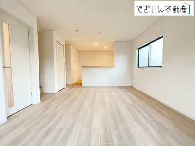 【居間・リビング】 | Cradle garden加須市花崎北第3　新築住宅 | 現地(2025年12月撮影)