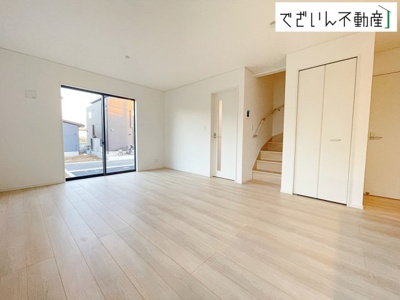 【居間・リビング】 | Cradle garden加須市花崎北第3　新築住宅 | 現地(2025年12月撮影)