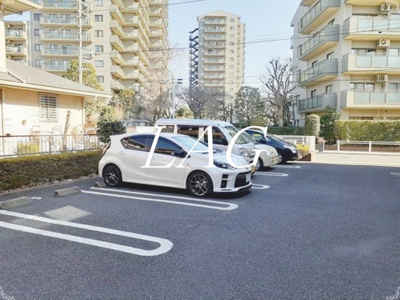 【駐車場】 | プレステージ大門 | 駐車場です。