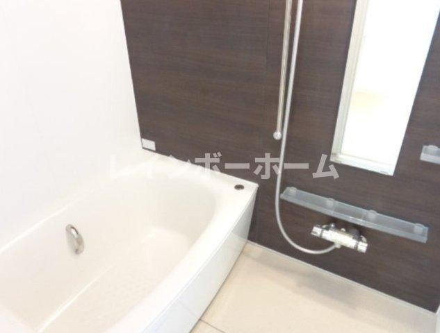 フローリッシュ・ガーデンの浴室