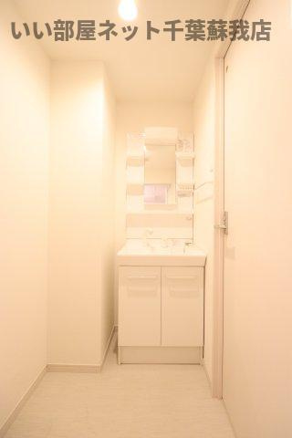 リブリ・ルミックの洗面所|明るい洗面所です