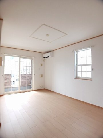 カルフールの居間・リビング