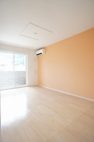 Ａｃｒｏ　ｐｏｌｉｓⅡの居間・リビング