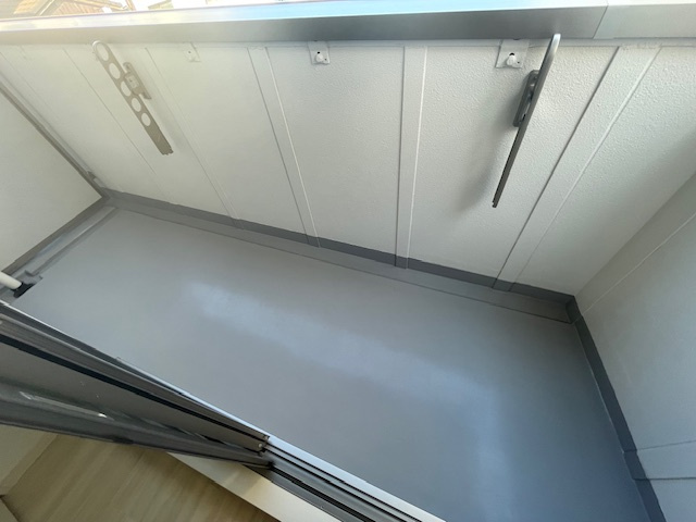 【バルコニー】