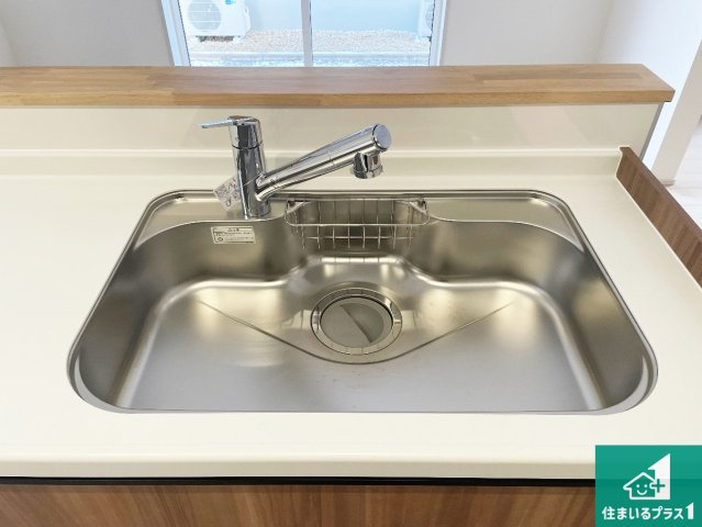 湖南市若竹町　第4期　新築一戸建ての設備|浄水器を内蔵！炊飯時、お茶を作る時に安心してお水を使えます！お湯と冷水、浄水と原水、シャワーの切替えもワンタッチです！