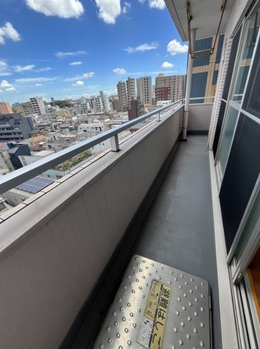 【バルコニー】