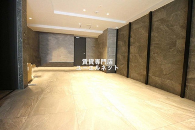 【エントランス】 | ファーストフィオーレ吹田レガーメ | 毎日通る場所だからこそ、洗練された空間に