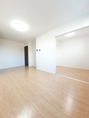 【居間・リビング】 | ジャスティス・壱番館