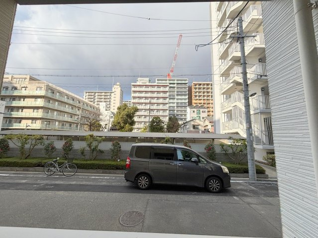 メシル新大阪の駐車場