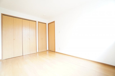 【洋室】 | ベイサイド水草 | ※同物件・反転タイプの写真です。