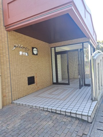 アスティオン東中島のエントランス