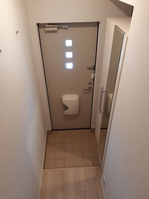 パラッツォ Ⅱ　の玄関