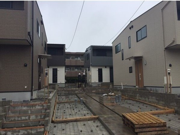 猪高台一丁目戸建Ａの庭