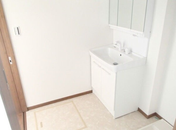 猪高台一丁目戸建Ａの洗面所