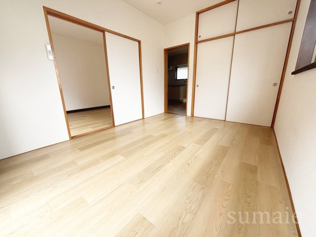 コーポ三角の居間・リビング|洋室です。