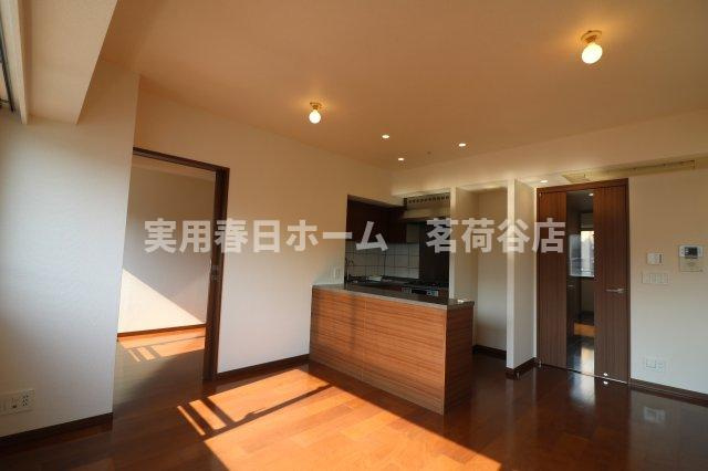 ※2022年の室内写真です。（フローリングの色が異なる可能性あり）