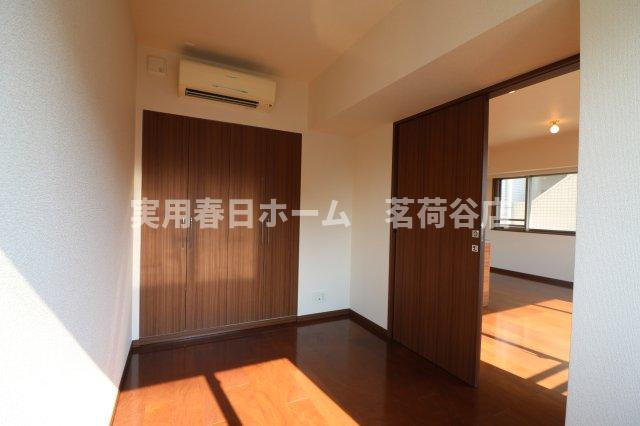 ※2022年の室内写真です。（フローリングの色が異なる可能性あり）