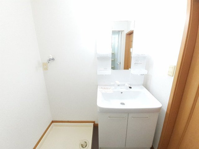 【洗面所】 | ビバ・カルテット | 洗面所です