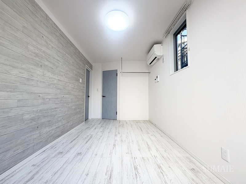 エーハイム浮間舟渡の寝室|リビング☆