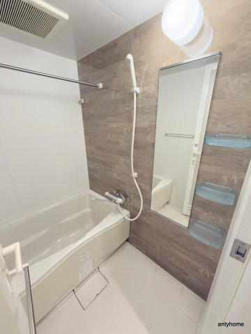 S-RESIDENCE難波EAST　仲介手数料無料の浴室