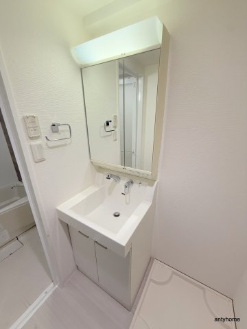 S-RESIDENCE難波EAST　仲介手数料無料の洗面所