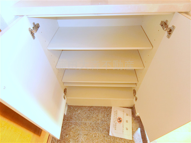 T's gardenティーズガーデン六郷土手の収納|玄関　シューズBOX