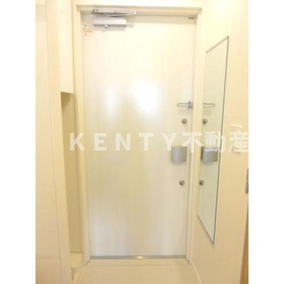 【居間・リビング】 | パークアクシス蒲田ステーションゲート | こちらの居間で趣味の時間をお楽しみください