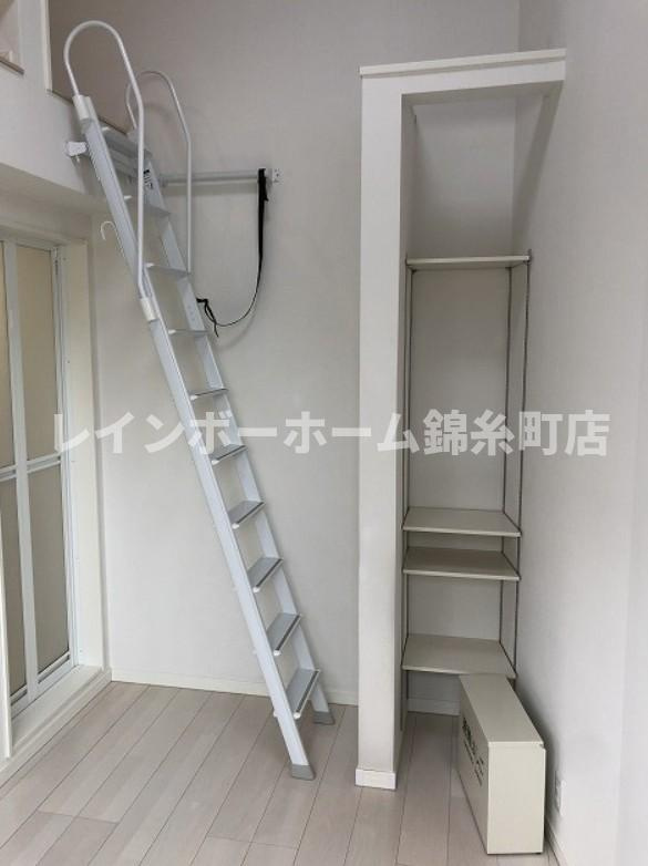 ひかりコーポEXの居間・リビング