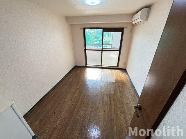 ロジュマン海塚Ⅱの居間・リビング