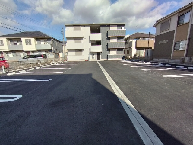 グランルミエール　Ⅰ棟の駐車場