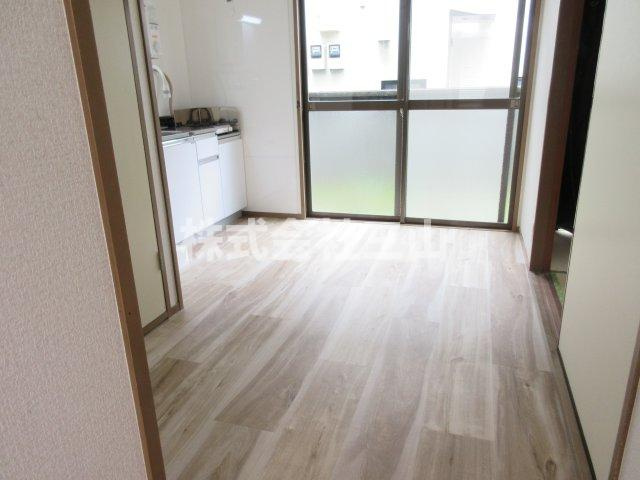 ベルテ石神井の居間・リビング