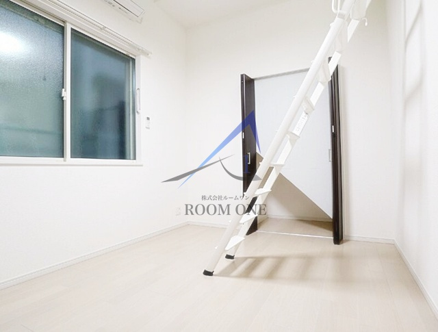 ファーストベイ一之江の寝室|寝室です。