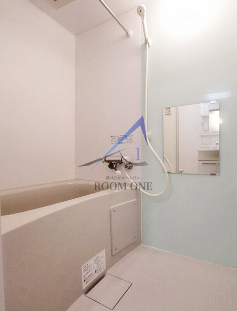 ファーストベイ一之江の浴室|お風呂です。