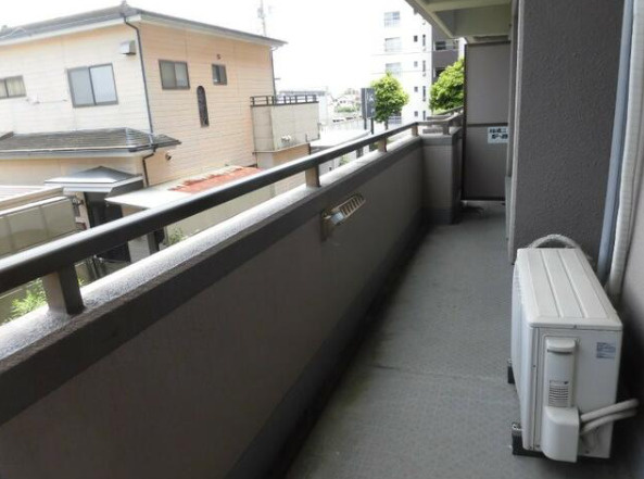 ロイヤルシャトー高丘　中央区高丘北のその他