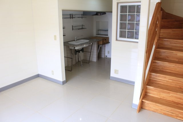 エレガンス小戸の居間・リビング