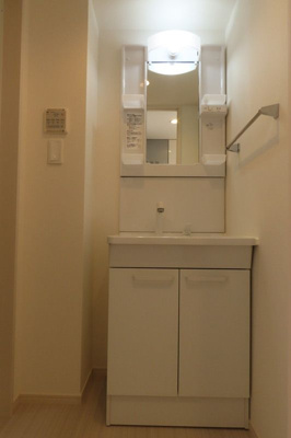 【独立洗面台】 | リブリone