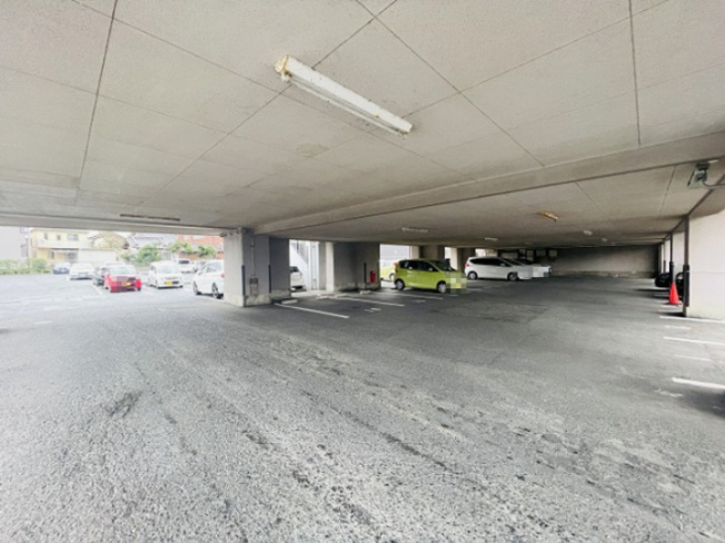 【駐車場】 | アンピール教育大前