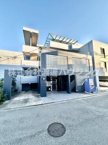 キャピタルウイングの外観