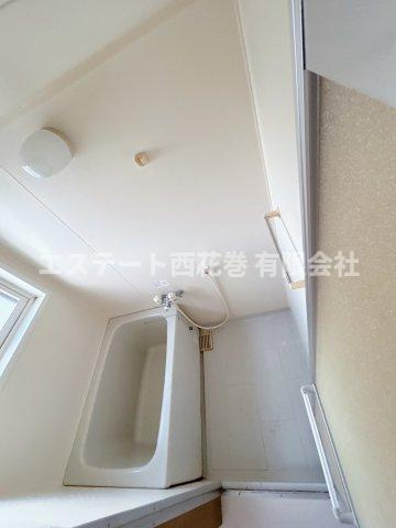 花巻市星が丘２丁目のアパートの浴室