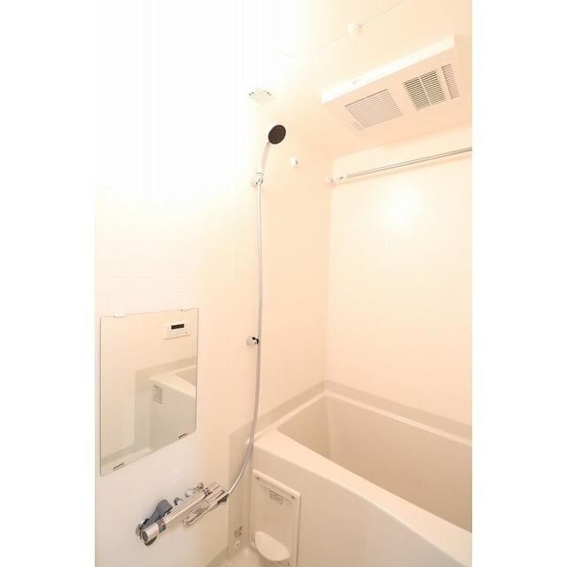 アルファコート蕨７の浴室