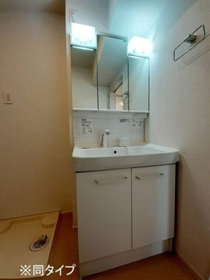 【洗面所】 | ピアチェーレ | 広い洗面スペース