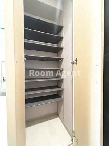 パルティール浅間町の玄関