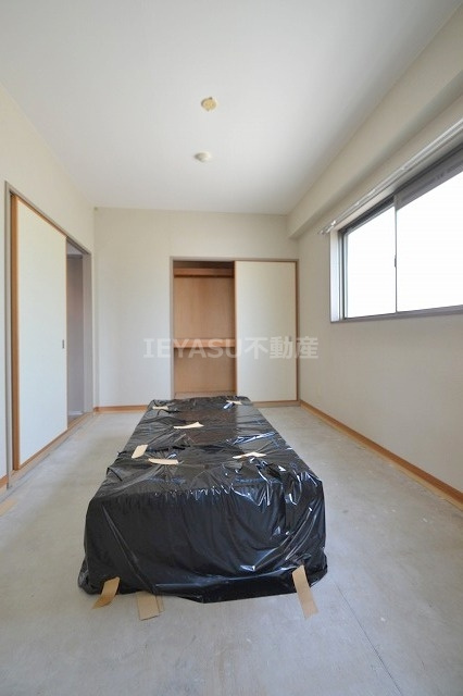 広島市西区古江新町の賃貸マンションの収納|別号室参考写真