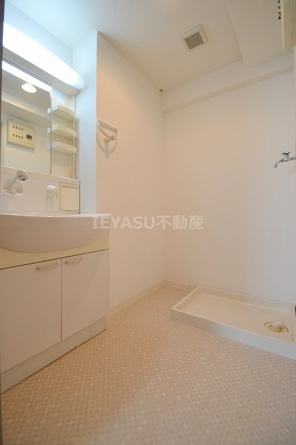 広島市西区古江新町の賃貸マンションの洗面所|別号室参考写真